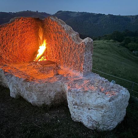 Agriturismo Malga Rambalda Villa Selvavecchia ภายนอก รูปภาพ