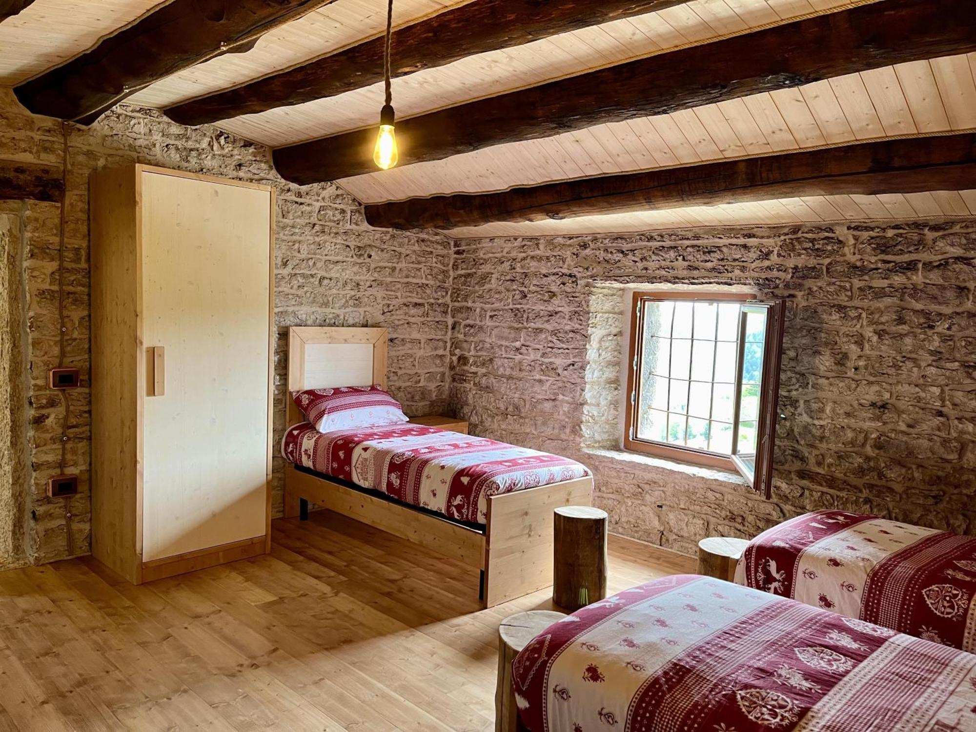 Agriturismo Malga Rambalda Villa Selvavecchia ภายนอก รูปภาพ