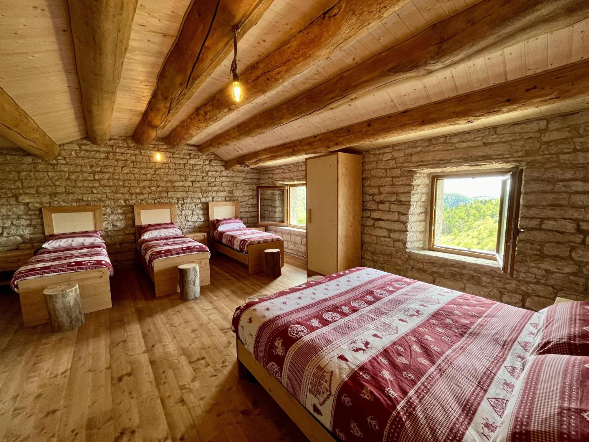 Agriturismo Malga Rambalda Villa Selvavecchia ภายนอก รูปภาพ