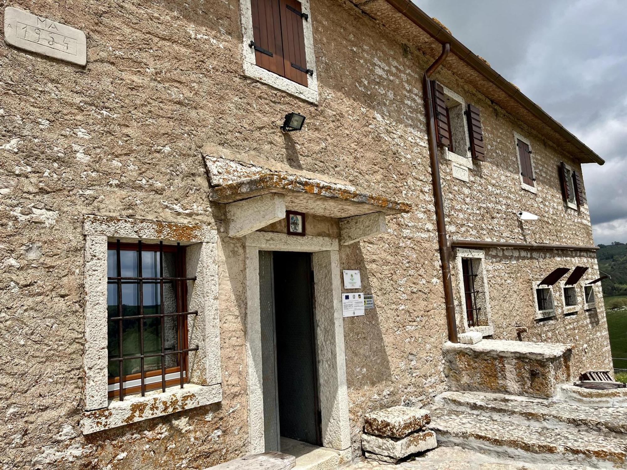 Agriturismo Malga Rambalda Villa Selvavecchia ภายนอก รูปภาพ